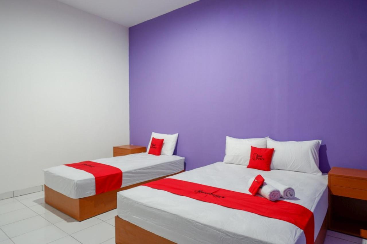 Reddoorz Near Alun Alun Kaliwungu Kendal Hotell Brangsong Exteriör bild