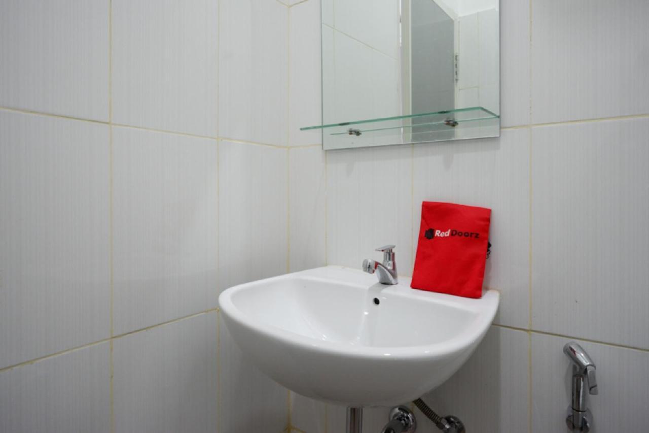 Reddoorz Near Alun Alun Kaliwungu Kendal Hotell Brangsong Exteriör bild