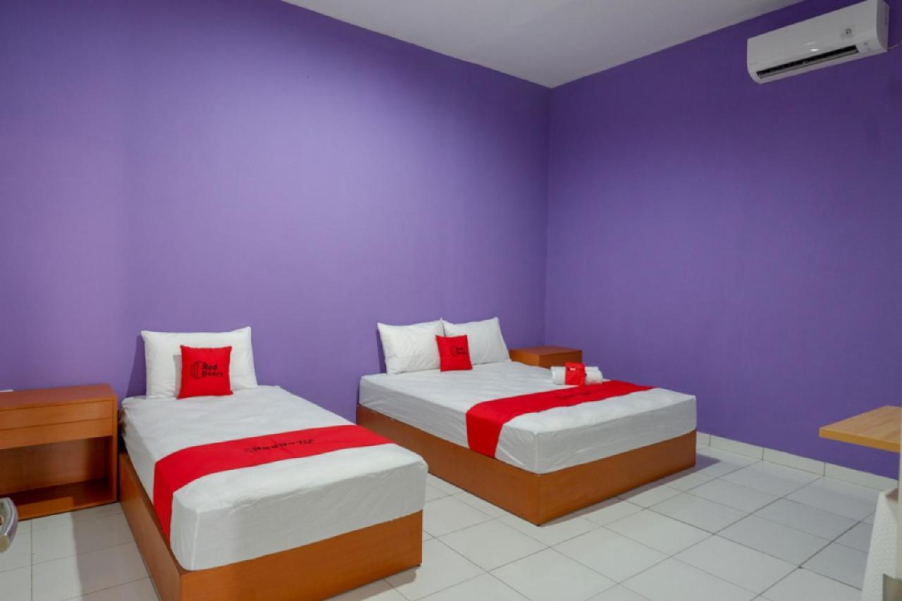 Reddoorz Near Alun Alun Kaliwungu Kendal Hotell Brangsong Exteriör bild