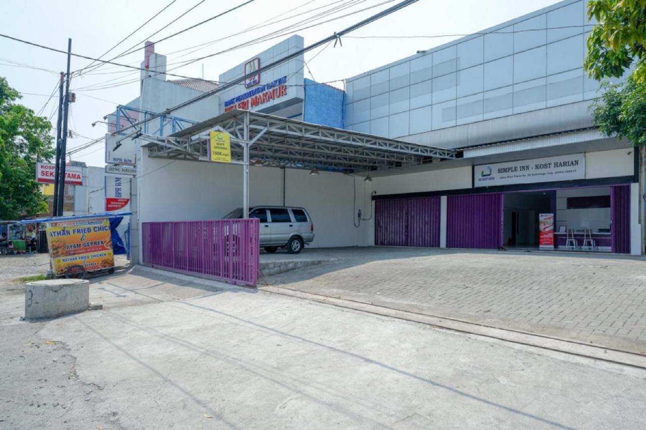 Reddoorz Near Alun Alun Kaliwungu Kendal Hotell Brangsong Exteriör bild